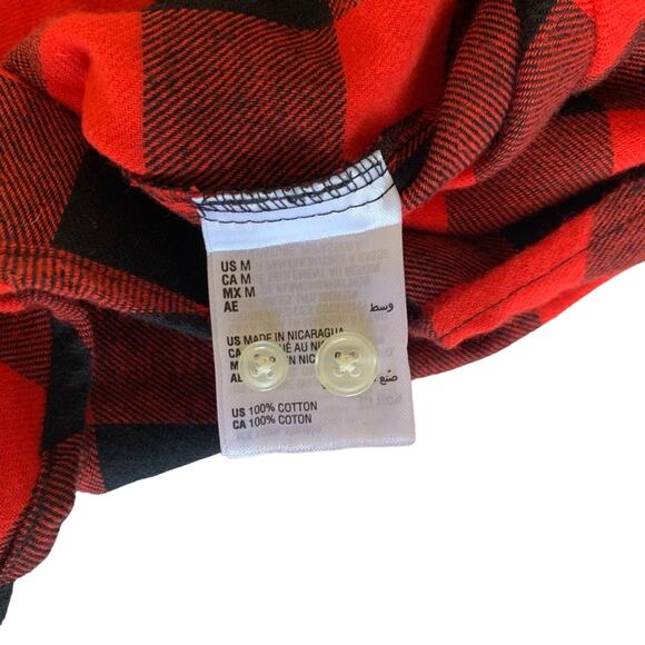 Via Penny Lane Reworked Apparel | Guns N’ Roses Custom Red Button Down Flannel - Picture 8 of 9